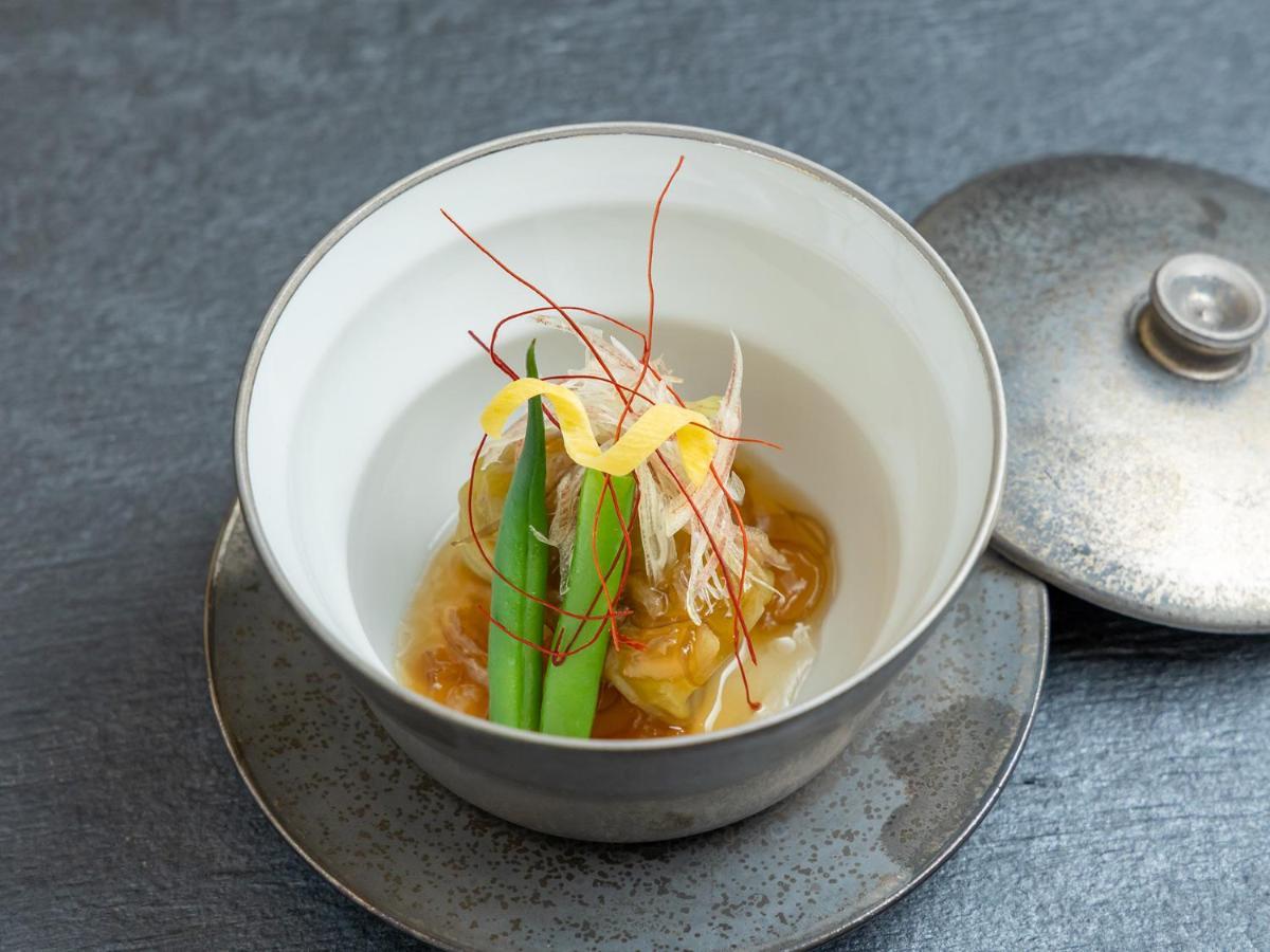One Suite The Grand Nakijin Ngoại thất bức ảnh