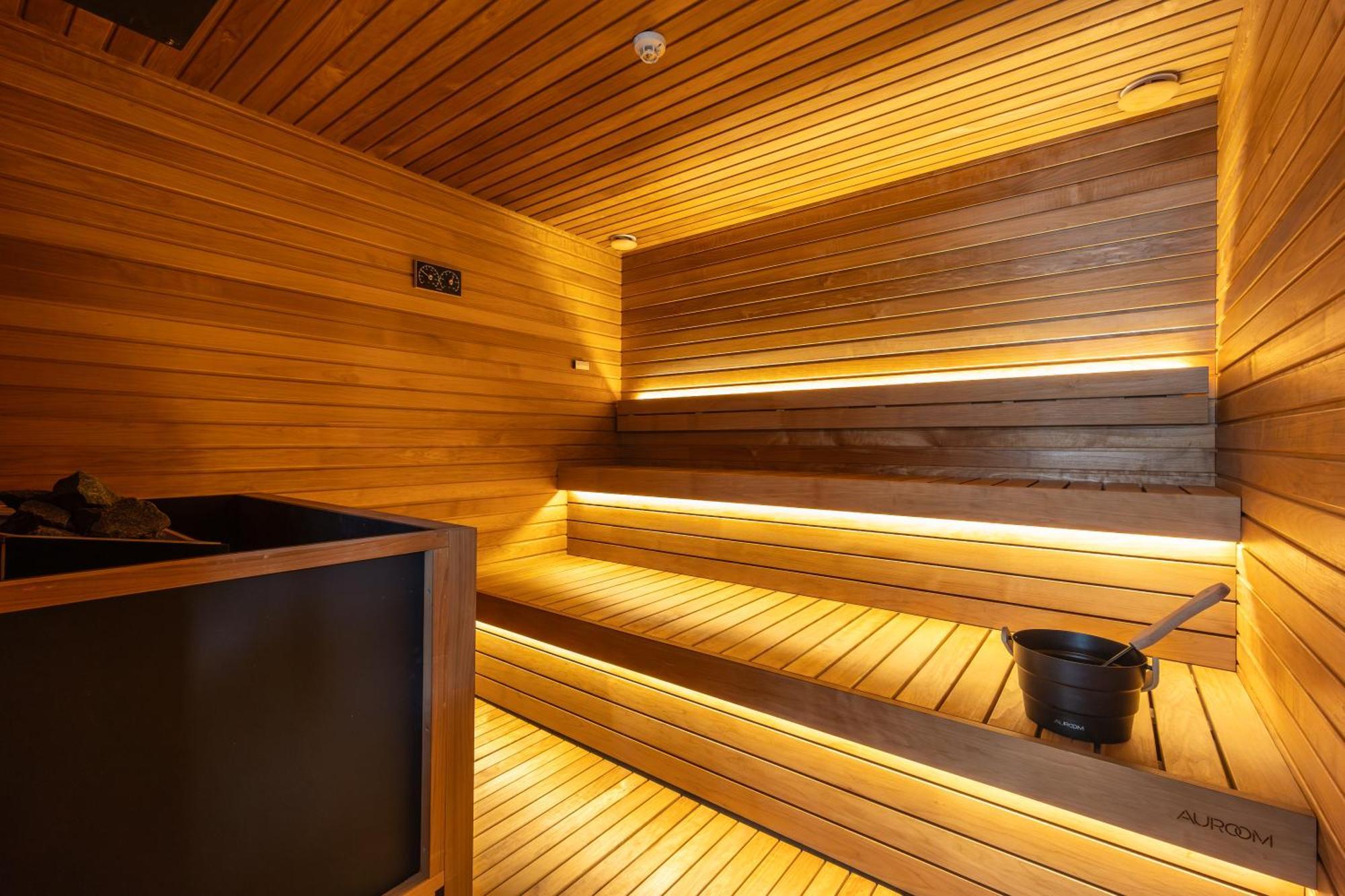 One Suite The Grand Nakijin Ngoại thất bức ảnh